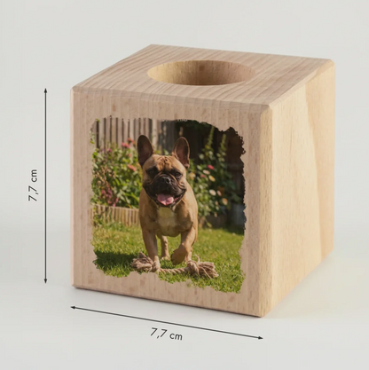 Cube photophore en bois personnalisé avec photo de chien, dimensions 7,7 cm x 7,7 cm.
