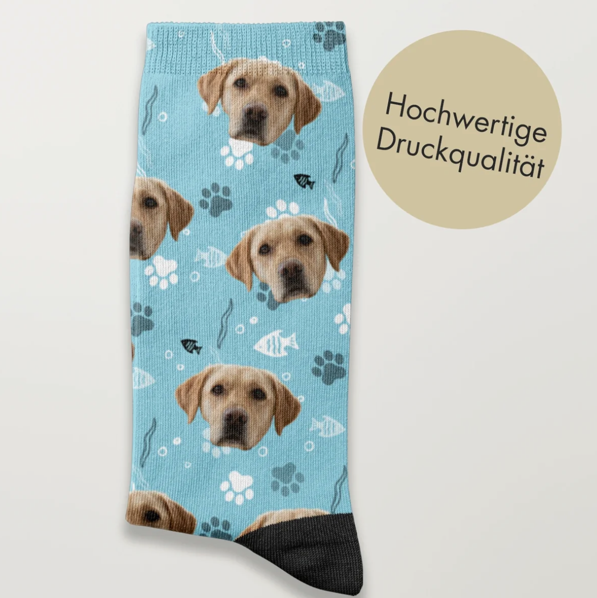 Chaussettes bleues avec motif de chien et empreintes de pattes, impression de haute qualité.